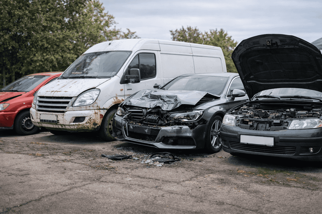 Welche Fahrzeuge ? die Autoverwertung in Xanten übernimmt – Teileträger bis Motorschaden